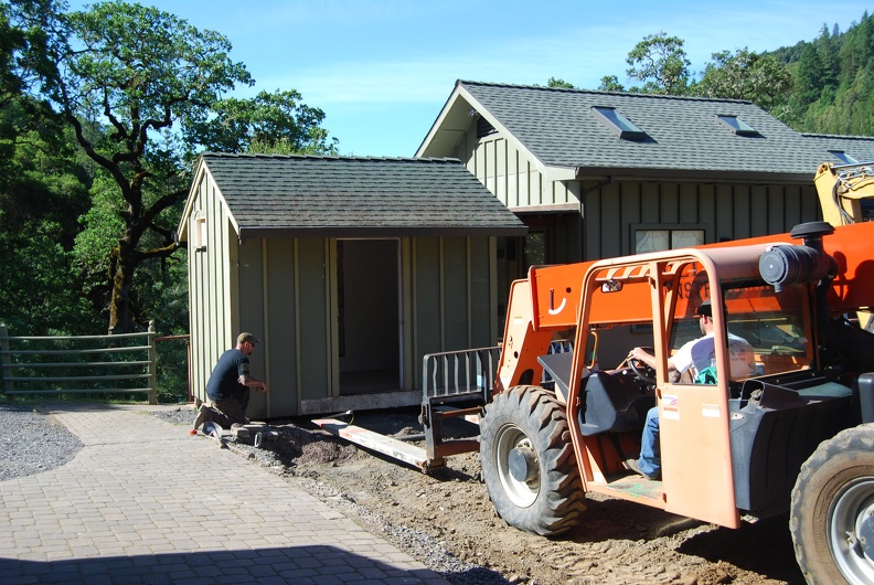 Moving the old Food Shed, it will be used as a Boot Room - DSC_0058.JPG DSC_0058.JPG