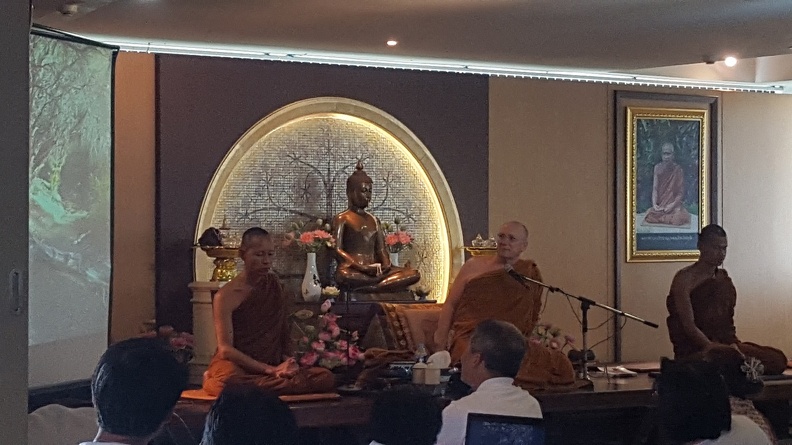 Jan. 3 - Luang Por Pasanno leads a teaching at a day-long meditation at Mayagotami Meditation Center Bangkok. (www.mayagotami.net)