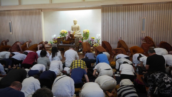 Before the Dhamma Talk