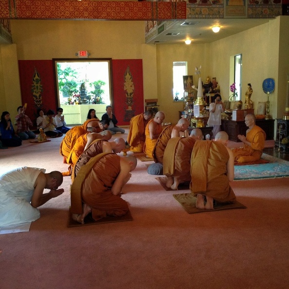 Visit to Wat Buddhanusorn 024.jpg