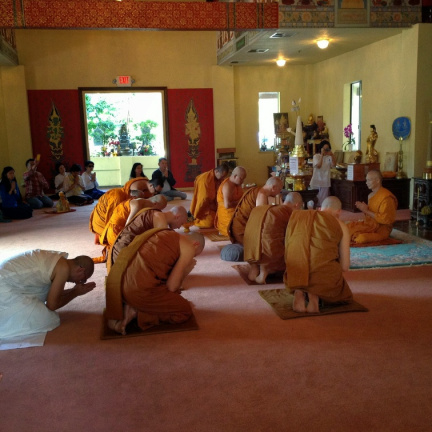 Visit to Wat Buddhanusorn 024