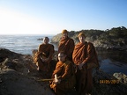 044) Aj. Dtun &amp; visiting monks