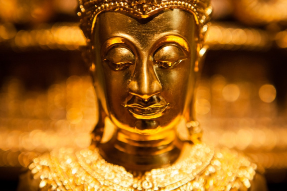A Buddha image in the Abhayagiri shrine room